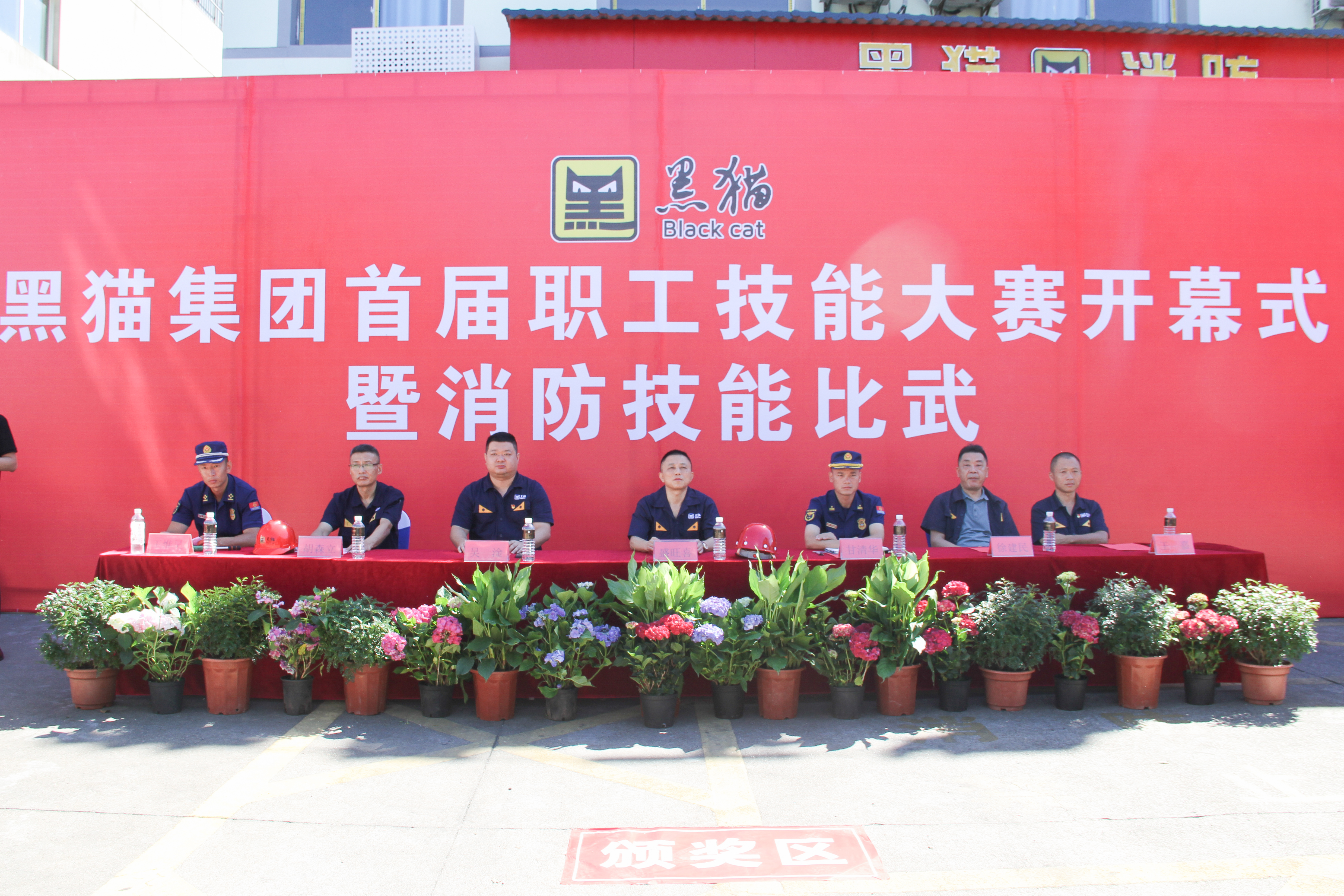 IMG_2083.jpg IMG_2083.jpg