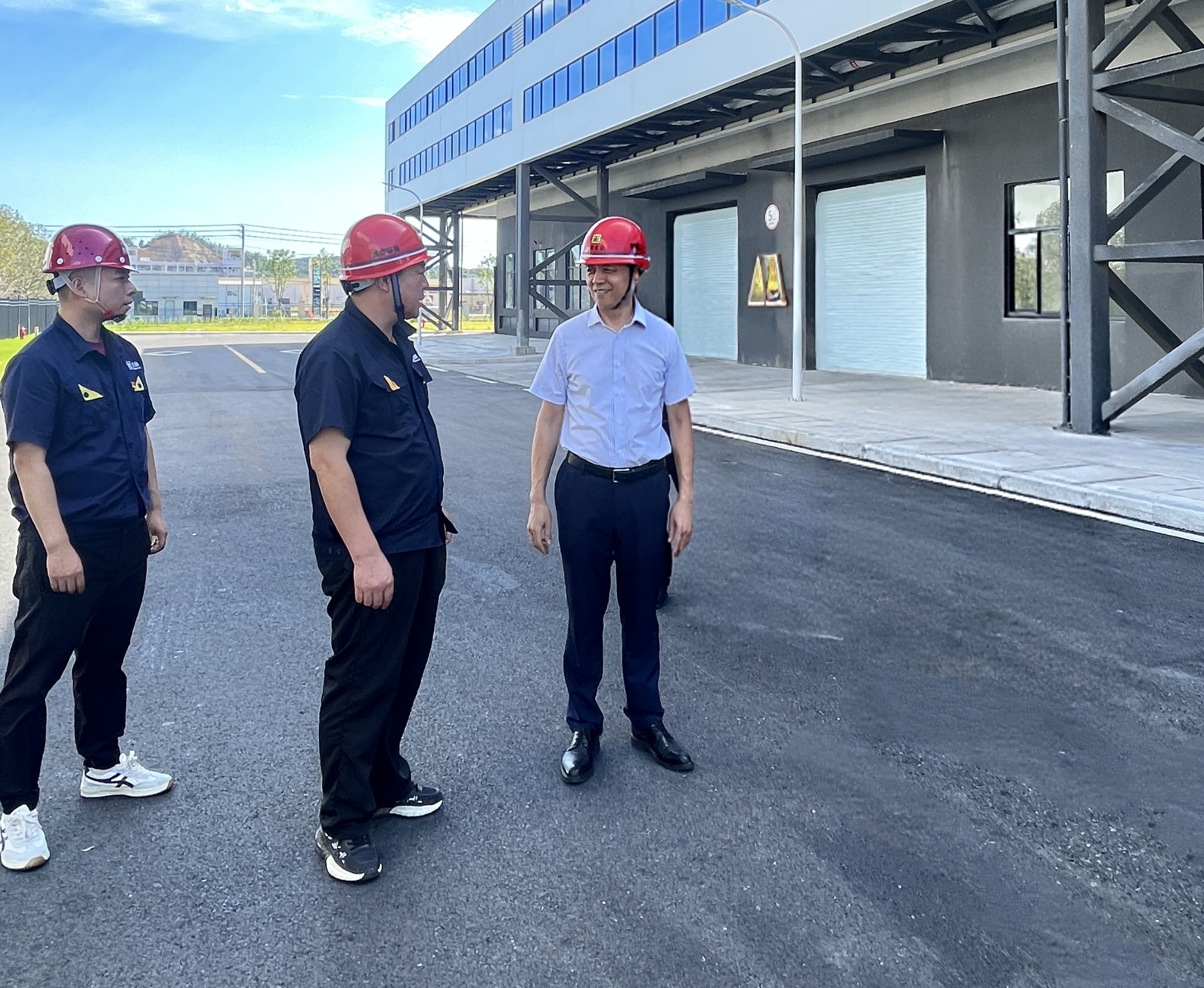 圖1 調(diào)研現(xiàn)場(chǎng).jpg