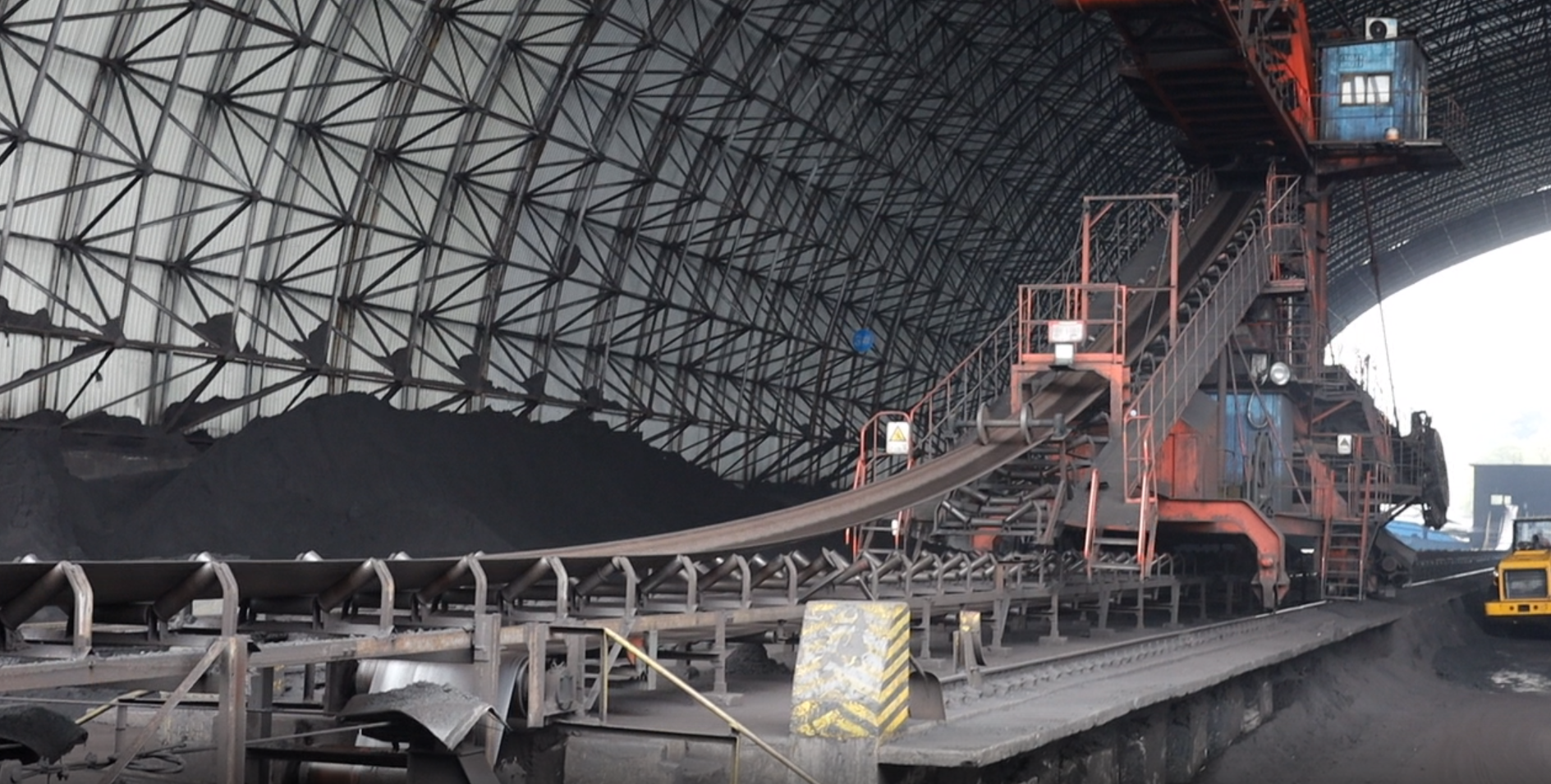 傳送進(jìn)廠煤 景焦能源公司沈穎攝.png 傳送進(jìn)廠煤 景焦能源公司沈穎攝.png